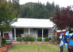 Pre-foreclosure in  COMMERCIAL ST Oakridge, OR 97463