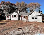 Pre-foreclosure in  W FOREST HILLS DR Dittmer, MO 63023