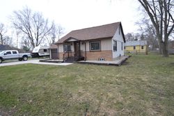 Pre-foreclosure in  CARLISLE AVE Kansasville, WI 53139