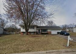 Pre-foreclosure in  SHADYBROOK LN Grand Blanc, MI 48439
