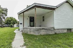 Pre-foreclosure in  W 12TH ST Junction City, KS 66441