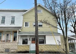 Pre-foreclosure Listing in 11TH ST WINDBER, PA 15963