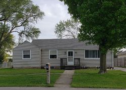Pre-foreclosure in  W HOBART AVE Findlay, OH 45840