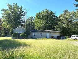 Pre-foreclosure in  PLOVER RD Wisconsin Rapids, WI 54494