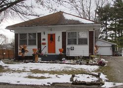 Pre-foreclosure in  N BEARD ST Danville, IL 61832