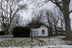 Pre-foreclosure in  N 1650 EAST RD Ridge Farm, IL 61870