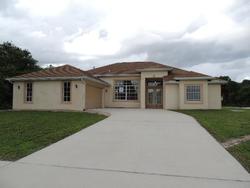 Pre-foreclosure in  SW GAHAF AVE Port Saint Lucie, FL 34953