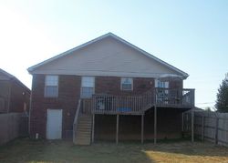 Pre-foreclosure in  BASS POND GLEN DR Nicholasville, KY 40356