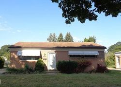 Pre-foreclosure in  WARNER DR Warren, MI 48092