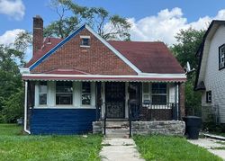 Pre-foreclosure in  SORRENTO ST Detroit, MI 48228