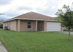 Pre-foreclosure in  21ST ST SE Ruskin, FL 33570