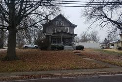 Pre-foreclosure in  CAP AU GRIS ST Troy, MO 63379