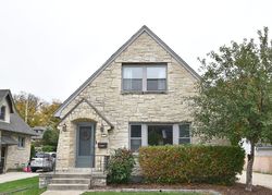 Pre-foreclosure in  N 89TH ST Milwaukee, WI 53226