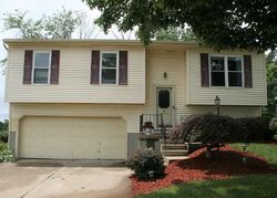 Pre-foreclosure in  MEADOW WOOD DR Florence, KY 41042