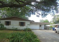 Pre-foreclosure in  PARK AVE Eunice, LA 70535