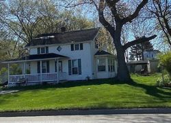 Pre-foreclosure in  M 51 S Dowagiac, MI 49047