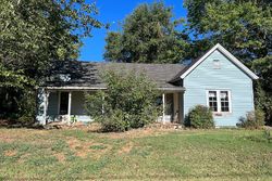 Pre-foreclosure in  E 3RD ST Lamar, AR 72846