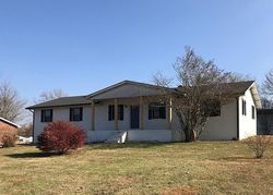 Pre-foreclosure in  HANSON RD Madisonville, KY 42431