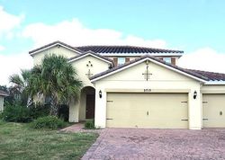 Pre-foreclosure in  ISLES ARBOR LN Kissimmee, FL 34746