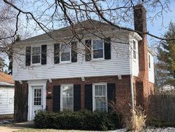 Pre-foreclosure in  QUINCY AVE Racine, WI 53403
