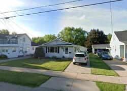 Pre-foreclosure in  W 18TH AVE Oshkosh, WI 54902