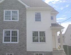 Pre-foreclosure in  PARK AVE Lakewood, NJ 08701