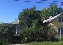 Pre-foreclosure in  SACKETT AVE Cleveland, OH 44109