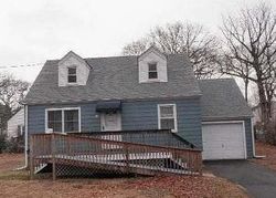 Pre-foreclosure in  POPLAR AVE Keansburg, NJ 07734