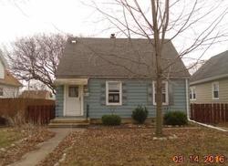 Pre-foreclosure in  S 66TH ST Milwaukee, WI 53219