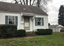 Pre-foreclosure in  REED AVE Akron, OH 44306
