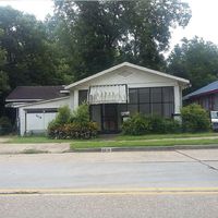 Pre-foreclosure in  WASHINGTON ST Vicksburg, MS 39180