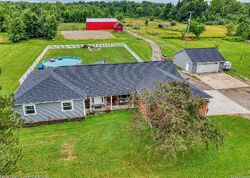 Pre-foreclosure in  RAY RD Swartz Creek, MI 48473