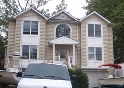 Pre-foreclosure in  1ST AVE Edgewater, MD 21037