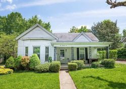 Pre-foreclosure in  N 3RD ST Nicholasville, KY 40356