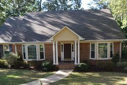 Pre-foreclosure in  COUNTRY BROOK LN Birmingham, AL 35243