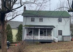 Pre-foreclosure in  WAYNE ST Carbondale, PA 18407