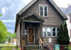 Pre-foreclosure in  N 15TH ST Milwaukee, WI 53206