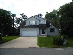 Pre-foreclosure in  8TH AVE Toms River, NJ 08757