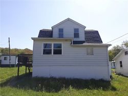 Pre-foreclosure Listing in GRIFFIE RD FRIEDENS, PA 15541