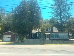 Pre-foreclosure in  GLEN RD Sparta, NJ 07871