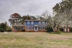 Pre-foreclosure in  SCOTTSDALE DR Wilmington, NC 28411