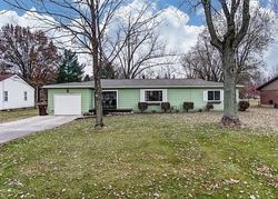 Pre-foreclosure in  ALLENTOWN RD Lima, OH 45807