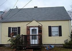 Pre-foreclosure in  PINE ROCK RD New Haven, CT 06511