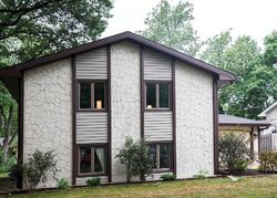 Pre-foreclosure in  WOODSIDE CT NE Minneapolis, MN 55432