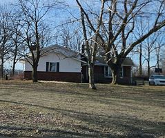 Pre-foreclosure in  US HIGHWAY 223 Manitou Beach, MI 49253