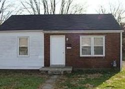 Pre-foreclosure in  GLENVIEW PL Louisville, KY 40216