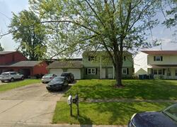 Pre-foreclosure Listing in URBAN CIR S LORAIN, OH 44053