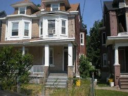 Pre-foreclosure Listing in HIGHLAND AVE TRENTON, NJ 08618