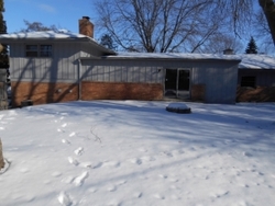 Pre-foreclosure in  BARLOW CT Rockford, IL 61114