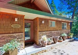 Pre-foreclosure in  ALTDORF DR Crestline, CA 92325